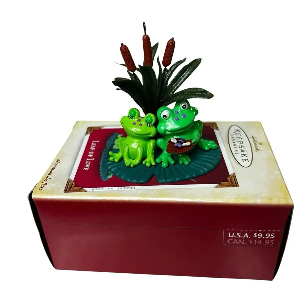 Hallmark Keepsake Ornament 2005 Leap of Love Frogs on Lilly Pad with Cat Tails